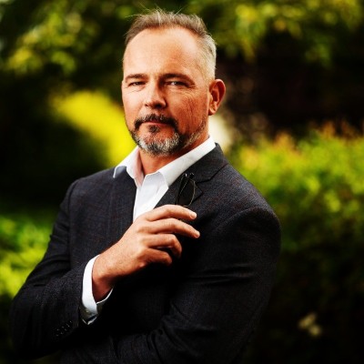 Lee Bristow faculty image